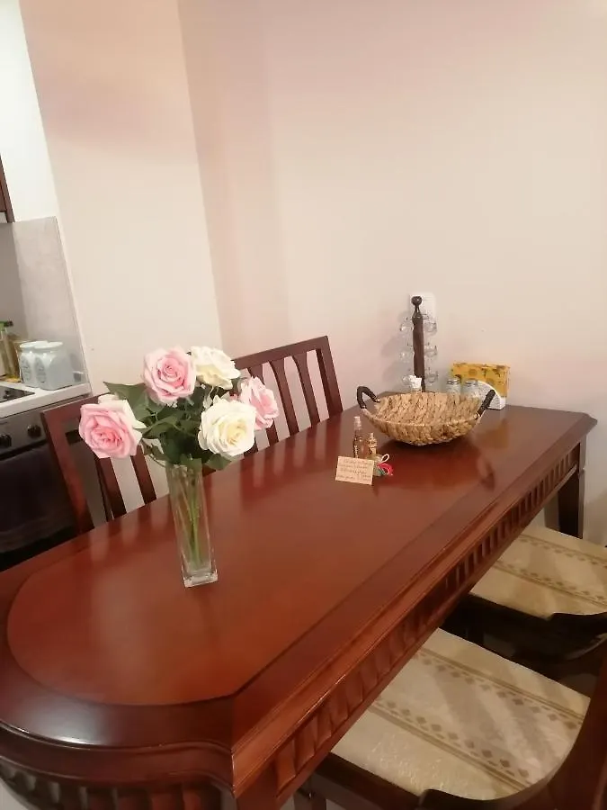 Апартамент За Гости Мая Downtawn Банско Apartment